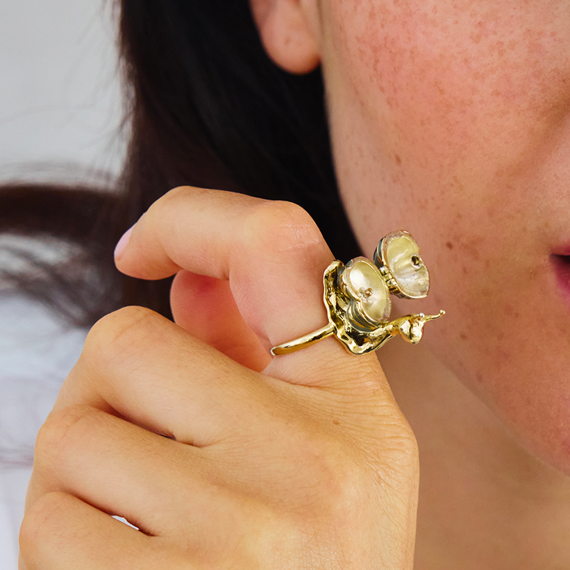 Pocket - Leo Snail Ring