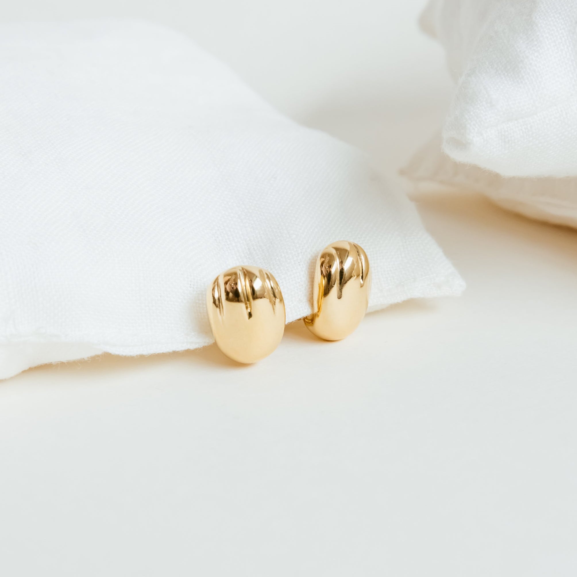Tiny Paws Earrings