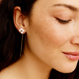 Bent earring - White Poppy